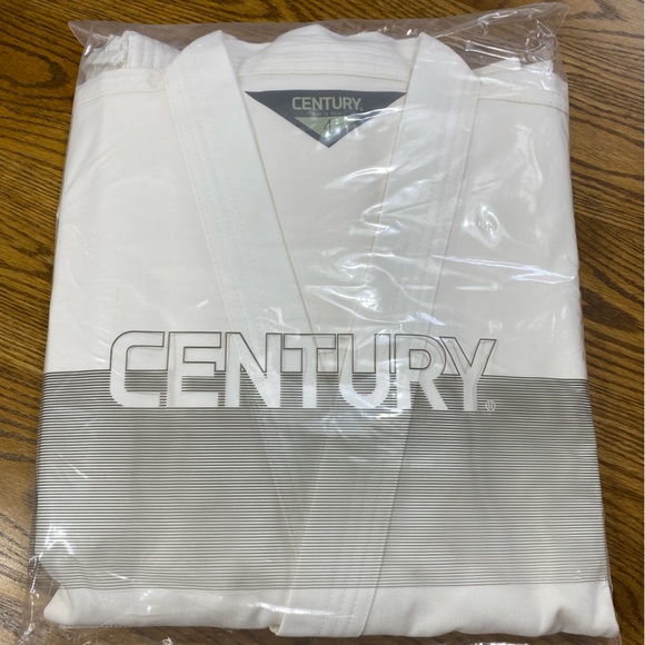 Adult Karate Uniform - Picture 2 of 3